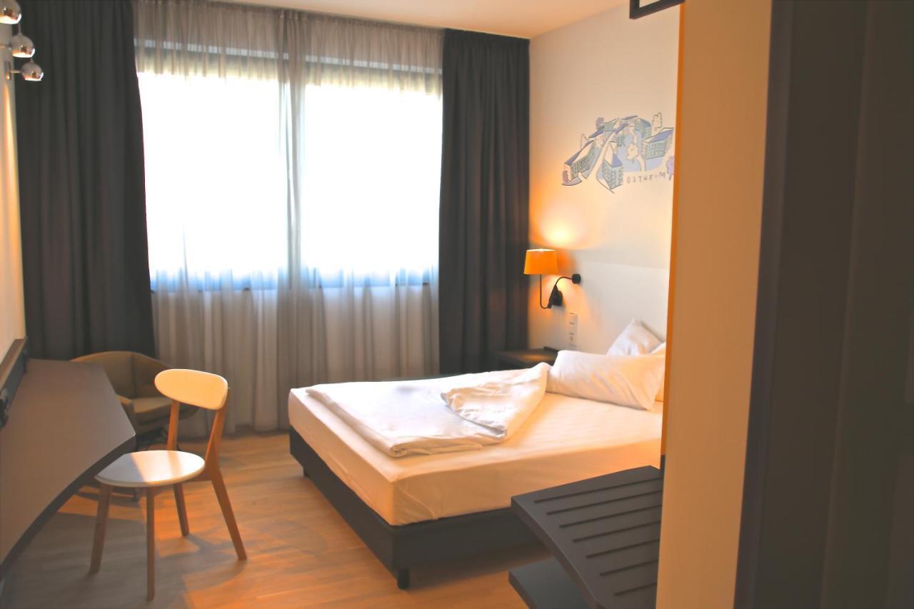 Hotel Im Leskanpark Cologne Luaran gambar
